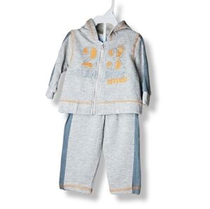 𝅺Boys Carter's 2 Piece Matching Set NWT